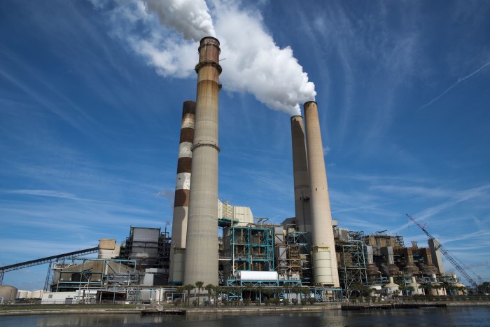 Guerra por los combustibles