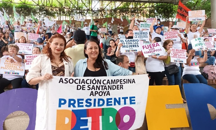 Mujeres con Petro