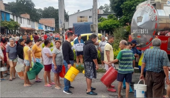 Suspenden clases
