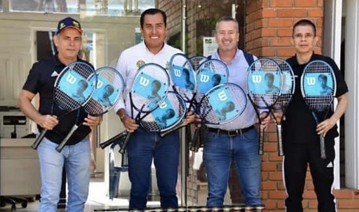 Raquetas con sobrecosto