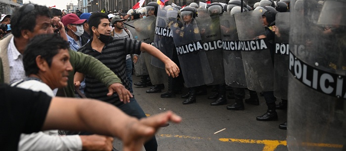 Crisis en Perú