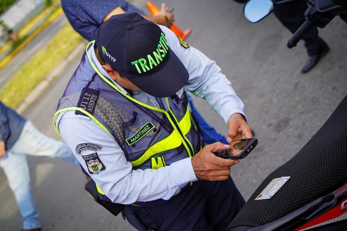 Sin carro y sin moto