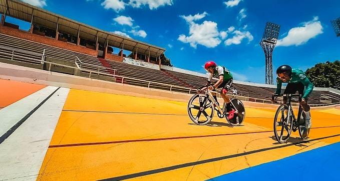 Paracycling