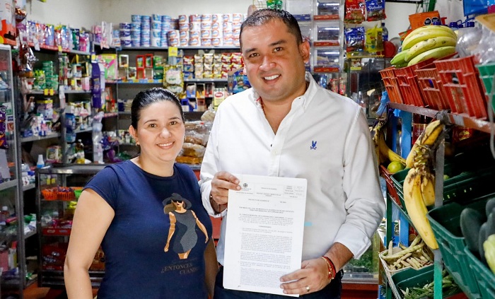 Alcalde rebaja impuesto