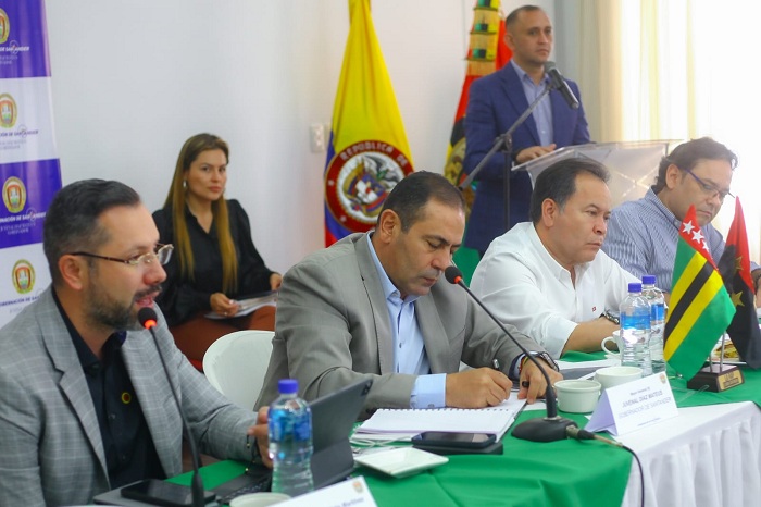 Una Mesa de Acción Unificada fue convocada por el gobernador Díaz Mateus. Foto: Gobenación de Santander