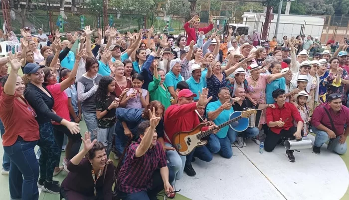 En Molinos Bajos disfrutaron con alegría el Festival Artístico y Cultural Floridablanca en Orden. Foto: Ciudad Florida