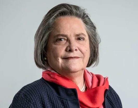 Clara López