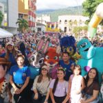 La gestora social Natalia Sánchez Silva y la secretaria de Desarrollo Social Viviana Peinado, encabezaron el evento que le dio alegría a miles de niños florideños.