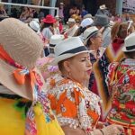 Los grupos y parejas de bailadores hacen que el ambiente del festival carranguero sea más festivo y de mayor diversión. Foto: Archivo