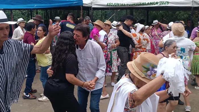 En La Judía quien hizo marcar el paso fue, la música carranguera. Foto suministrada
