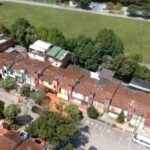 Villa Piedra del Sol se encuentra localizado entre los barrios Lagos II, Santa Coloma y Guanatá, a 3 minutos del parque principal de Floridablanca. Foto suministrada